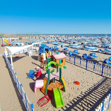 Hotel Mareblu سينِغاليا المظهر الخارجي الصورة