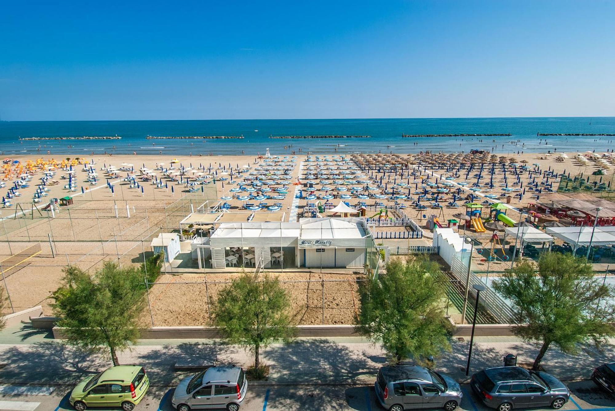 Hotel Mareblu سينِغاليا المظهر الخارجي الصورة