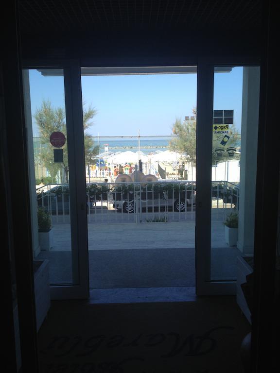 Hotel Mareblu سينِغاليا المظهر الخارجي الصورة