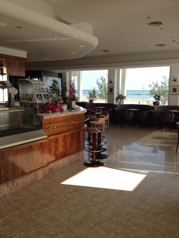 Hotel Mareblu سينِغاليا المظهر الخارجي الصورة