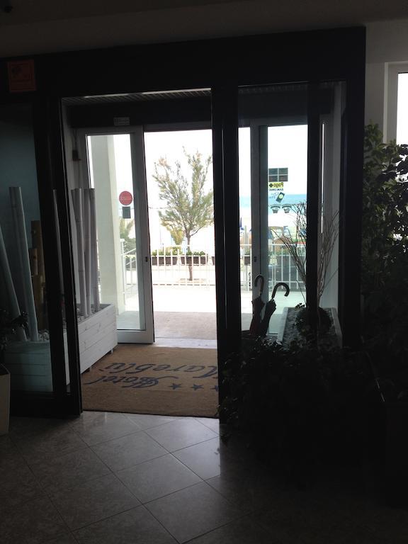 Hotel Mareblu سينِغاليا المظهر الخارجي الصورة