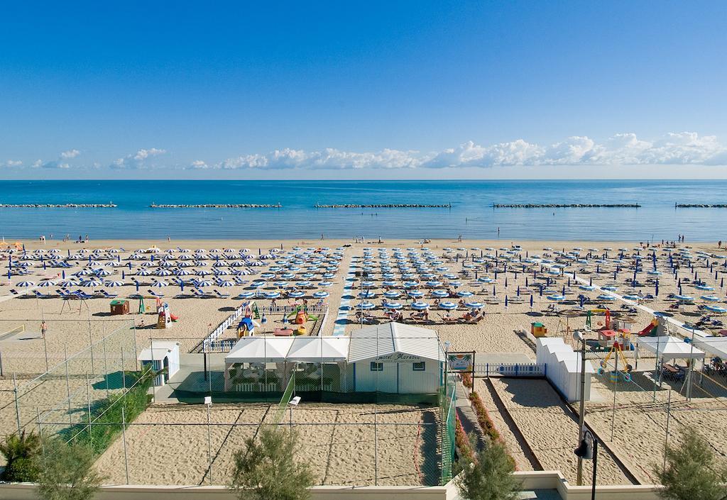 Hotel Mareblu سينِغاليا المظهر الخارجي الصورة